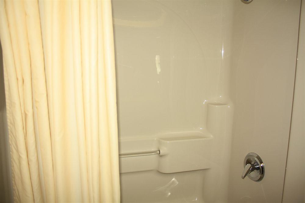 Super 8 By Wyndham Somerset Esterno foto