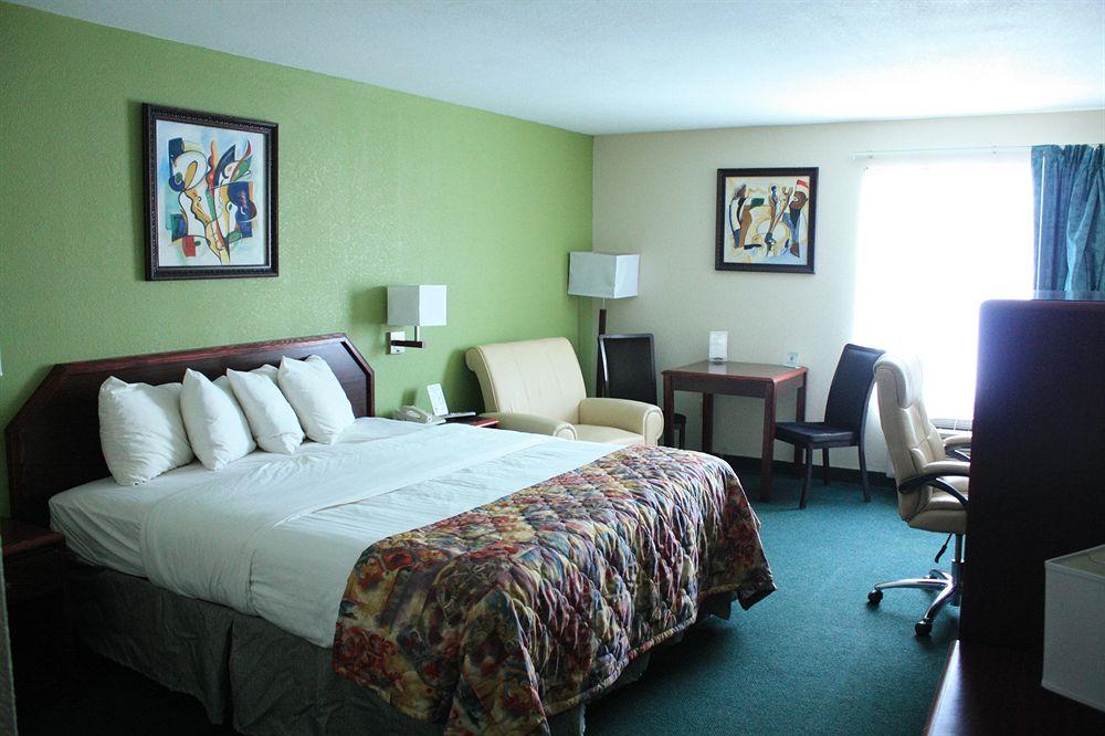 Super 8 By Wyndham Somerset Esterno foto