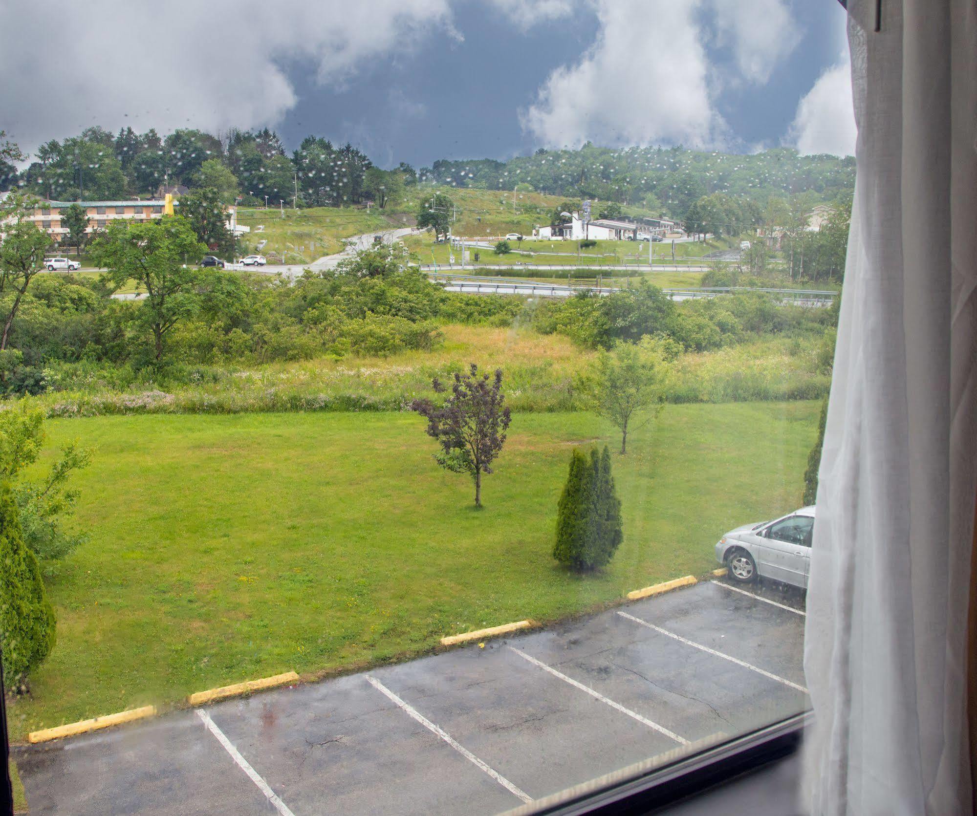 Super 8 By Wyndham Somerset Esterno foto