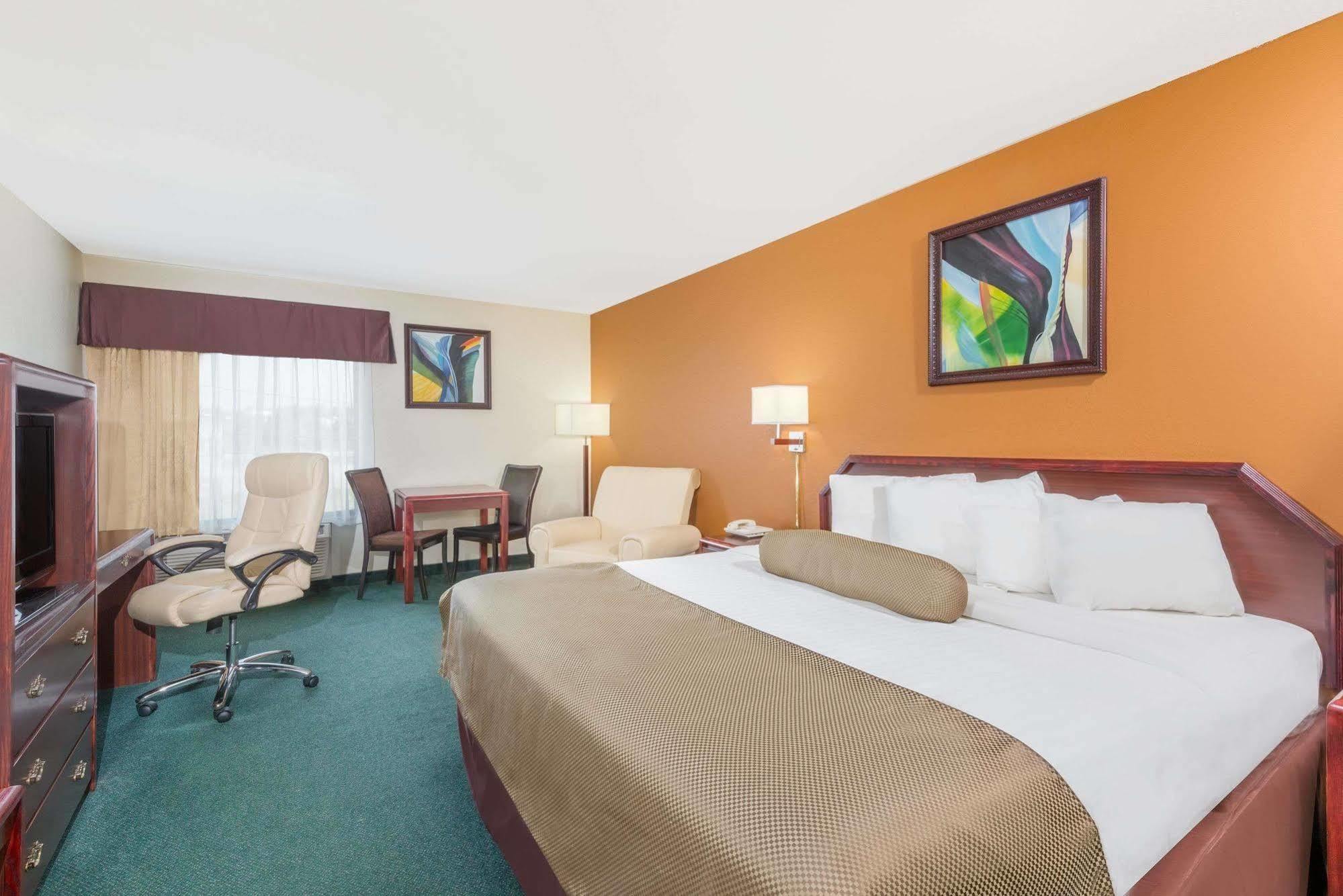 Super 8 By Wyndham Somerset Esterno foto